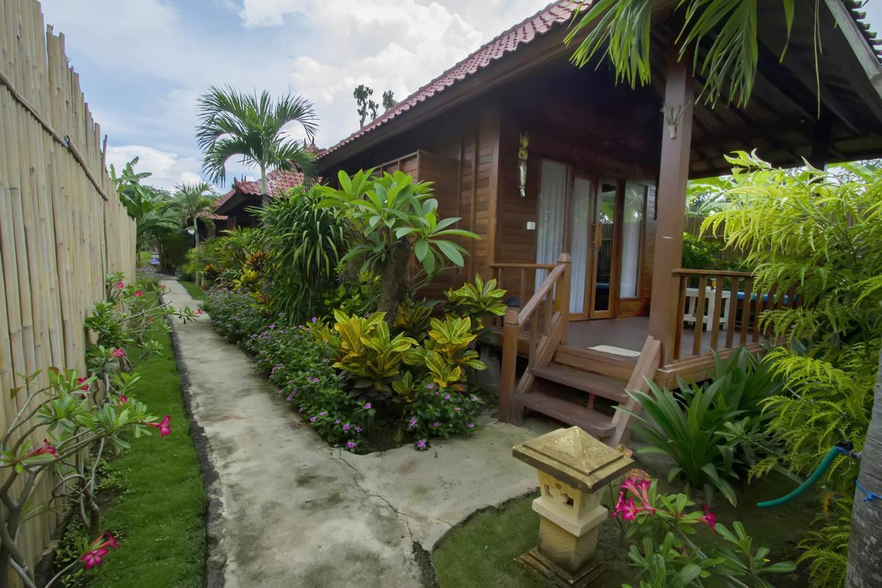 Amora Hut'S Nusa Lembongan  Exterior photo