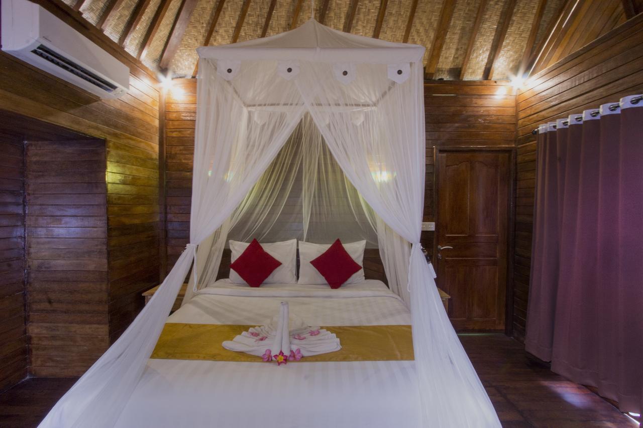 Amora Hut'S Nusa Lembongan  Exterior photo