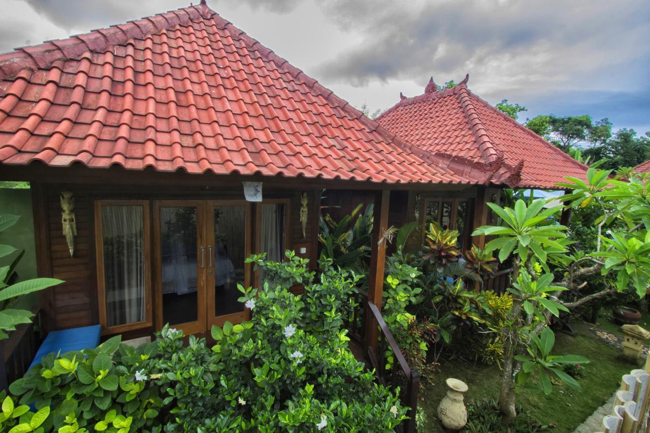 Amora Hut'S Nusa Lembongan  Exterior photo