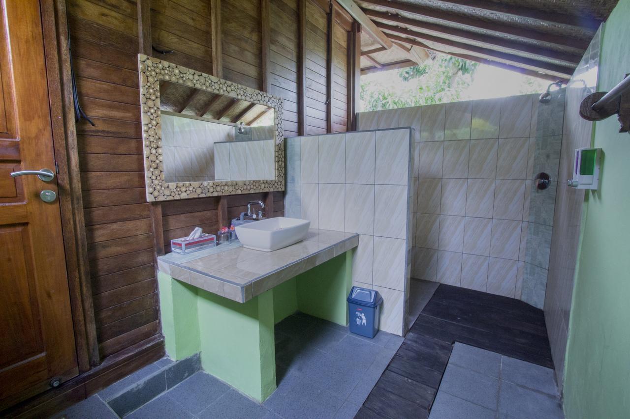 Amora Hut'S Nusa Lembongan  Exterior photo